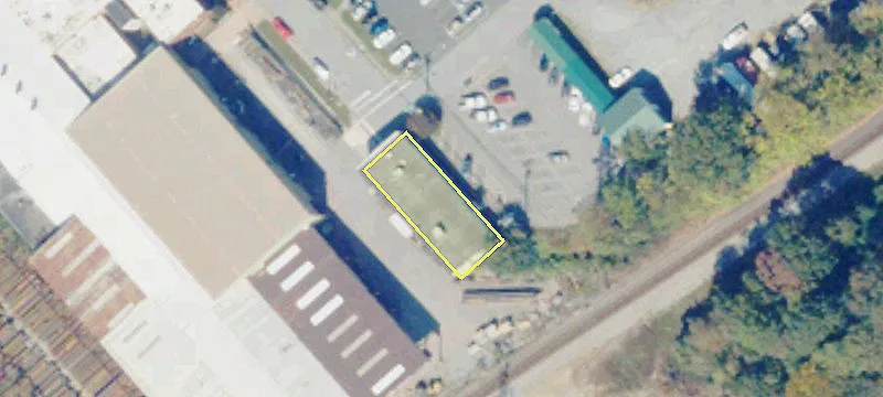 Remodeled Office/Warehouse Building For Sale