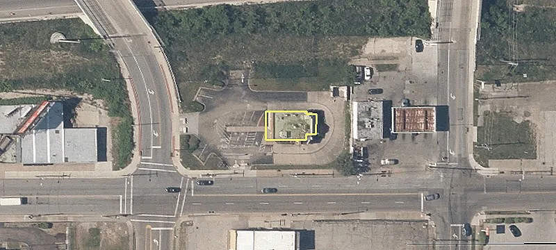 Retail Property on Wolf Ledges