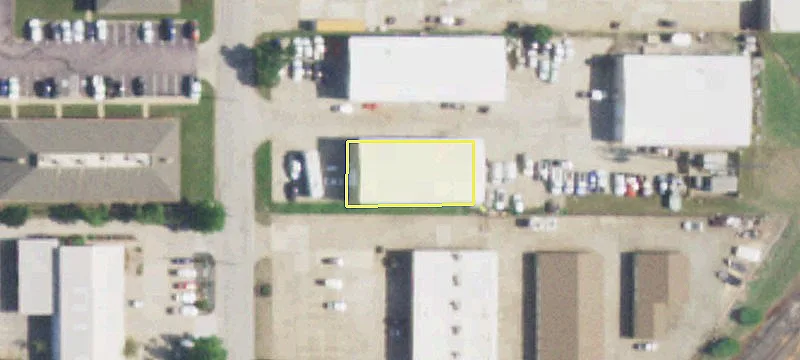 5,000 SF Warehouse Available