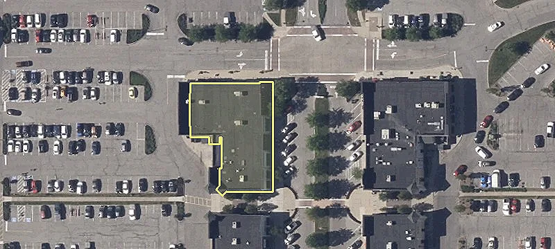 Retail Space in High-Traffic Center