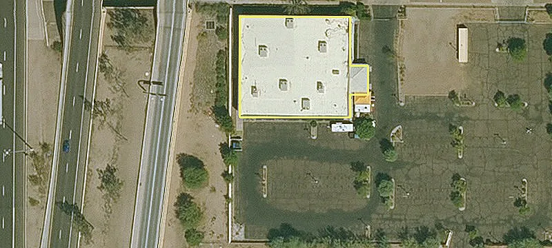 Retail Space Near I-10 Freeway