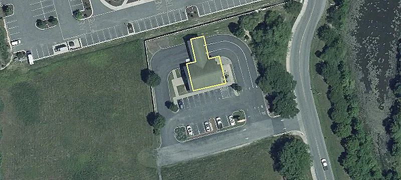Commercial Land with High Visibility
