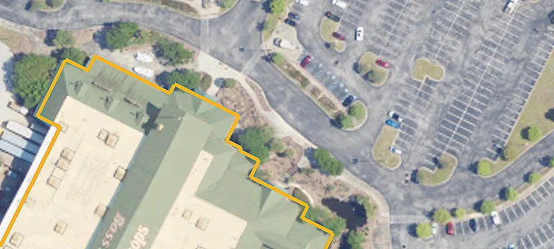 Retail Space Near Bass Pro