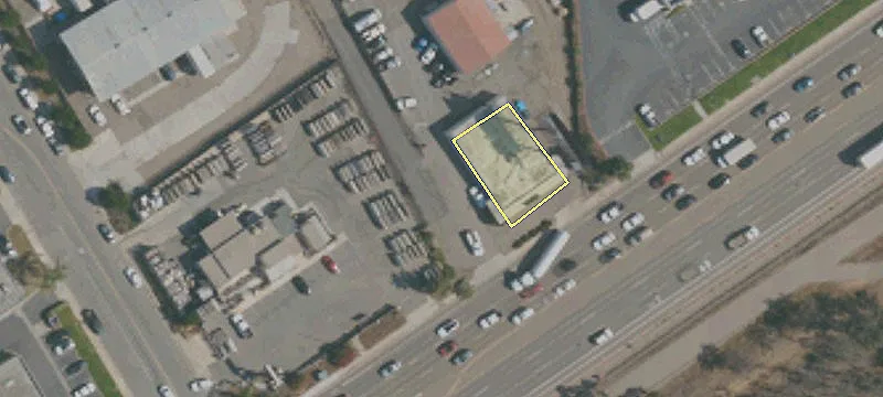 Secured Yard on Miramar Road