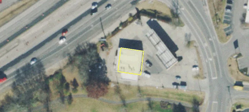 Commercial Land in Retail Corridor