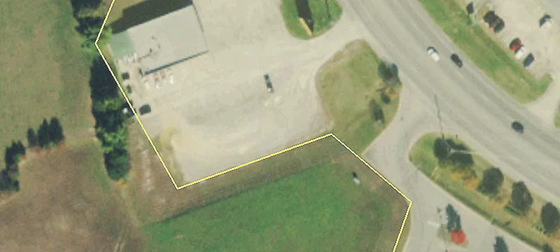 Commercial Land in Retail Corridor