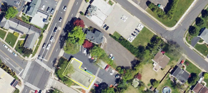 Retail/Office/Medical Building Near Hospital