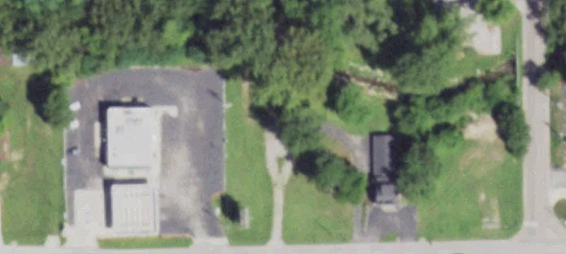 Commercial Land with Riverside Frontage