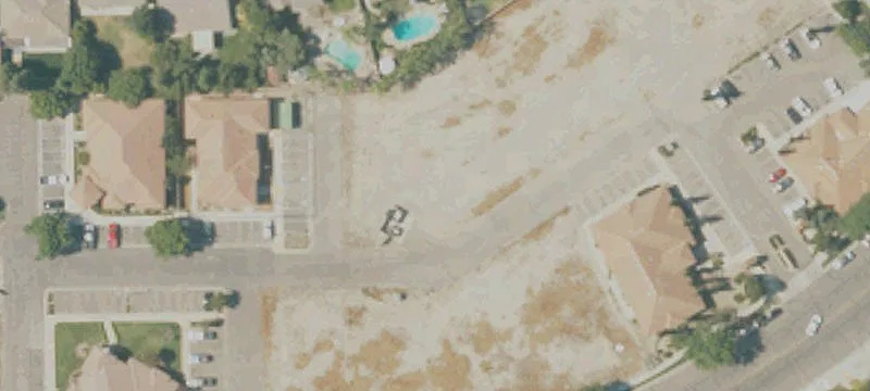 Commercial Lot in Del Lago