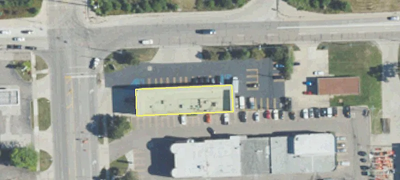 Retail Space in Livonia