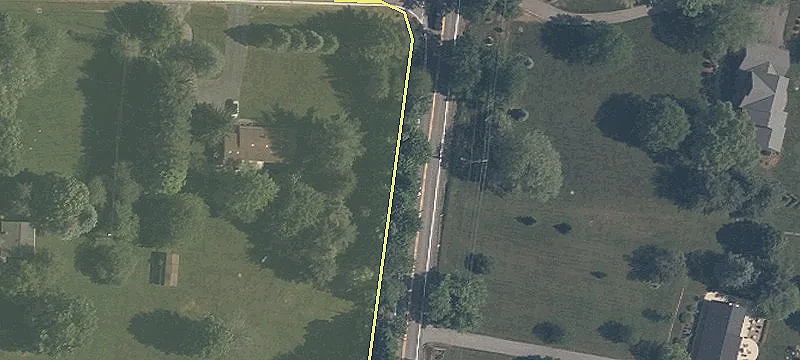 Land with Frontage on Routes