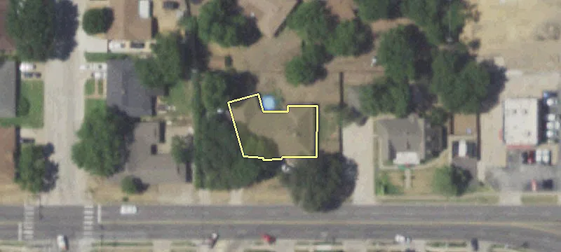 Commercial Land Near Chisholm Trail