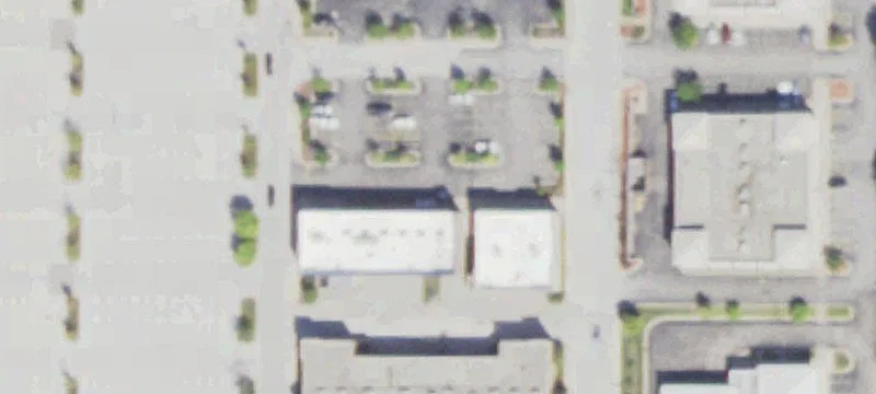 Retail Space in Batavia Plaza