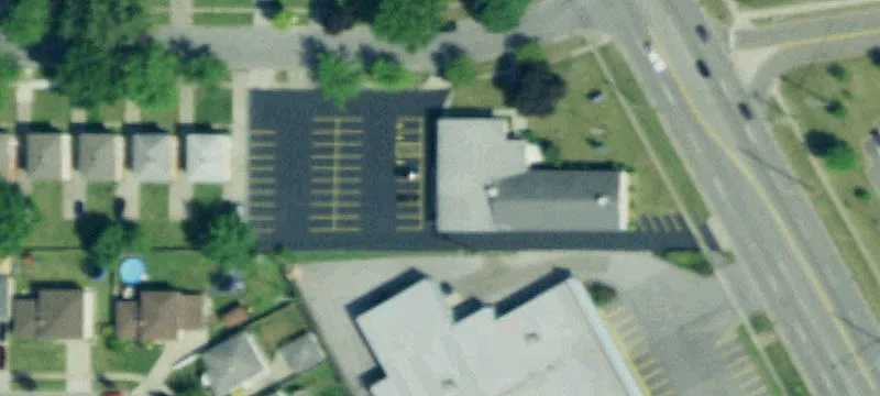 Suburban Retail and Auto Space