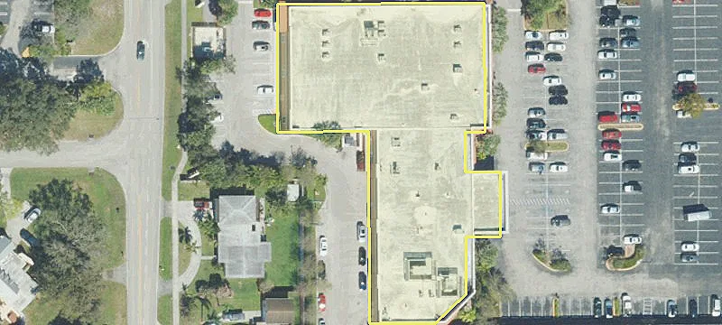 Retail Space in Lake Worth