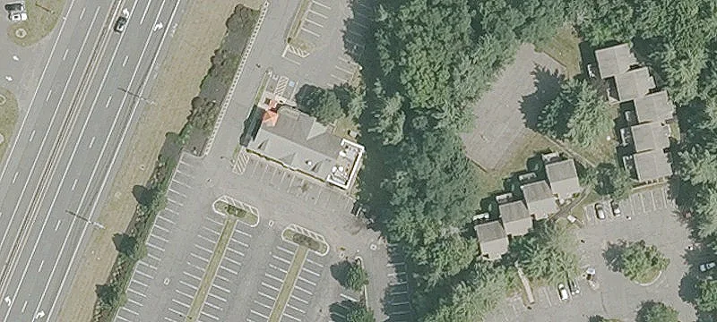 Restaurant/Retail Space For Lease