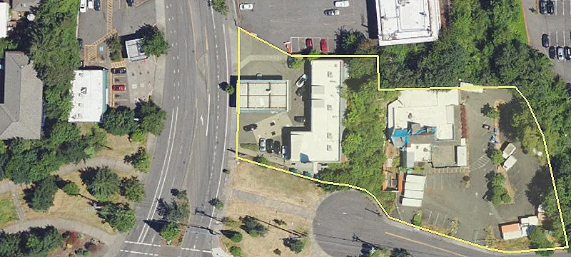 Retail Space with High Visibility