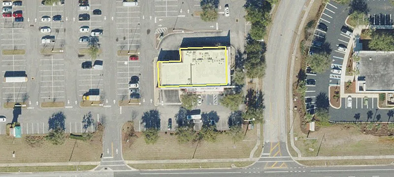 Freestanding Building on Baymeadows Road