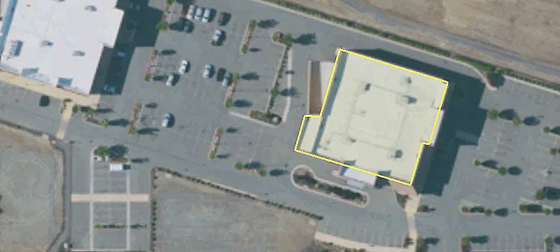 Retail Space Available For Rent