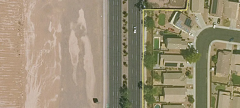 Retail Land in Palm Valley
