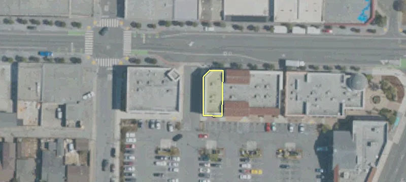 Seaside Retail Shopping Center Opportunity