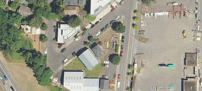 Restaurant/Bar Space in Mississippi Avenue