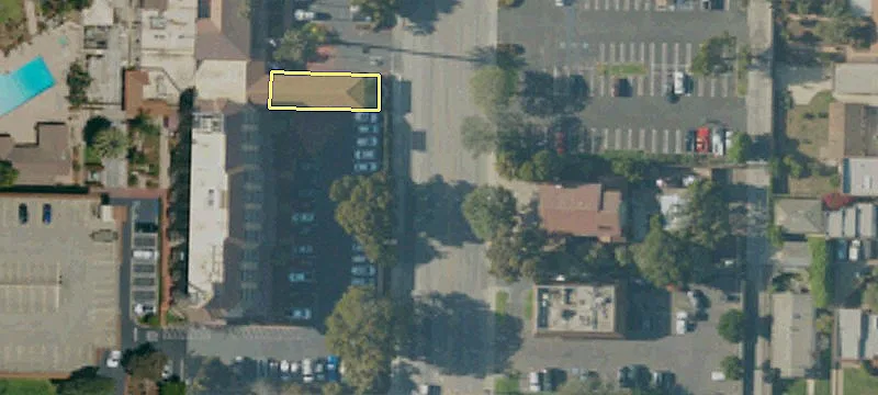 Retail Space Near La Princesa