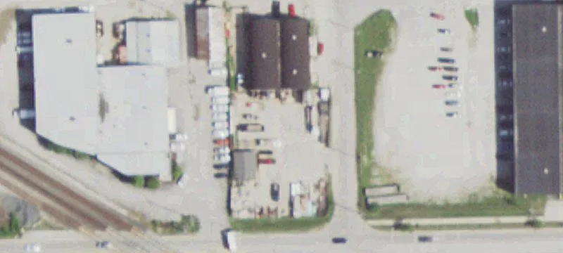 Industrial Warehouse with Contractor Yard