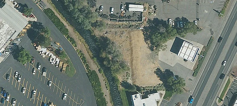 3 AC Retail Land