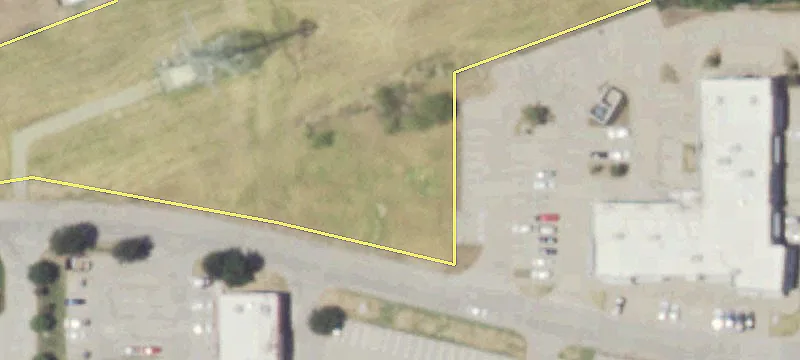 Commercial Lot on Magna Carta