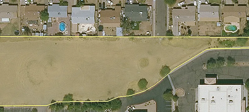 Vacant Land Near High-Traffic Intersection