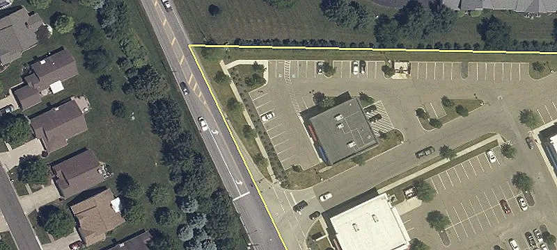 Retail Space Near Major Retailers