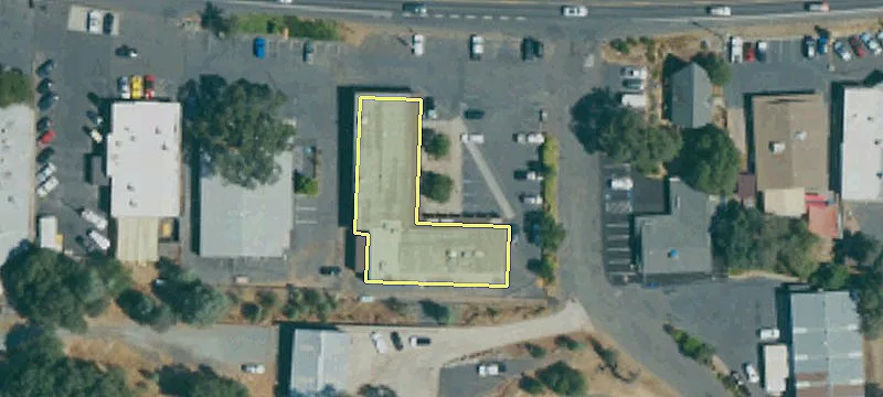 Retail Space Available For Rent