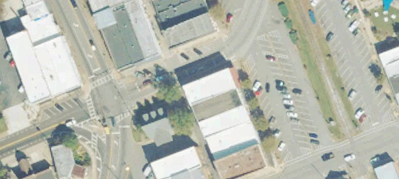 Lavonia Land with Aircraft Hangers