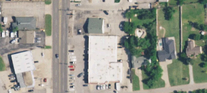 Retail Space on N May