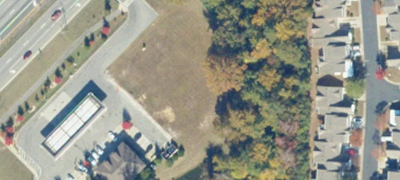 Commercial Land in High-Traffic Area