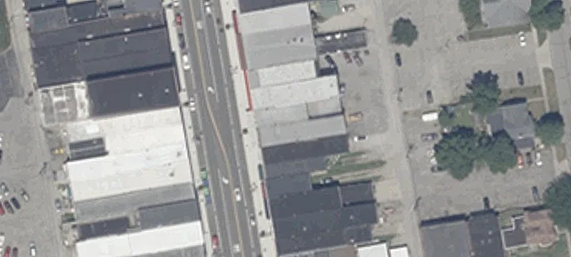 Retail/Office Space in Kendallville, IN