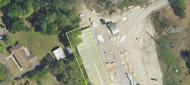 Warehouse with Fenced Yard