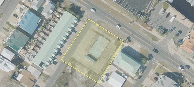 Corner Lot on Hwy 98