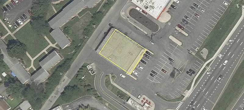 Retail Space in Parkway Center