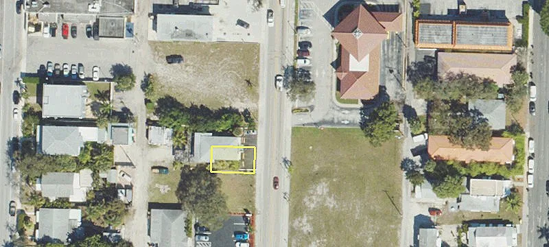Lantana Retail Space Available