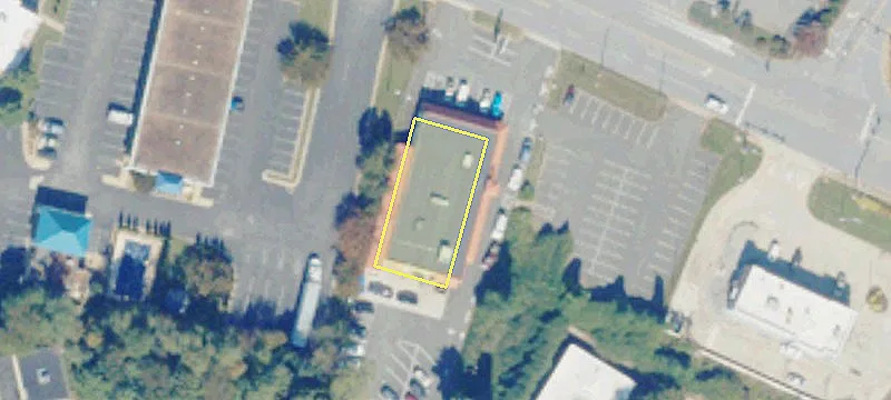 Restaurant Building on Corner Parcel