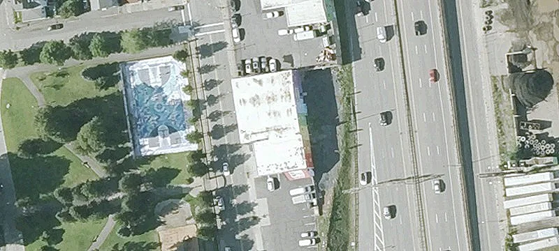 Retail Space with Business Opportunity