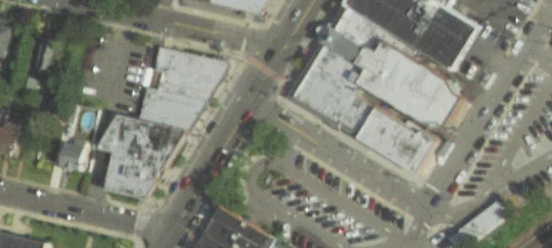 Retail Space with Large Parking