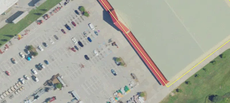 Commercial Land Near Retail Hub