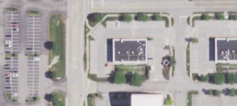 Retail Space in Chesterfield Commons