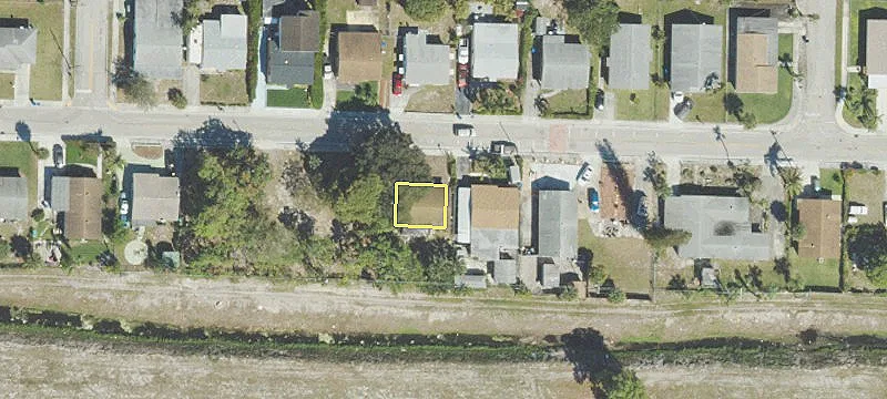 Prime Retail Space on Blue Heron