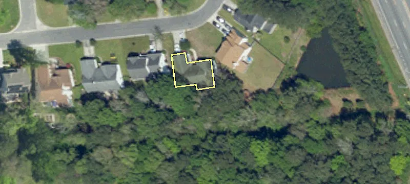 Wooded Lot in Growing Summerville