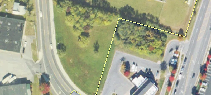 Commercial Land on Pleasant Valley