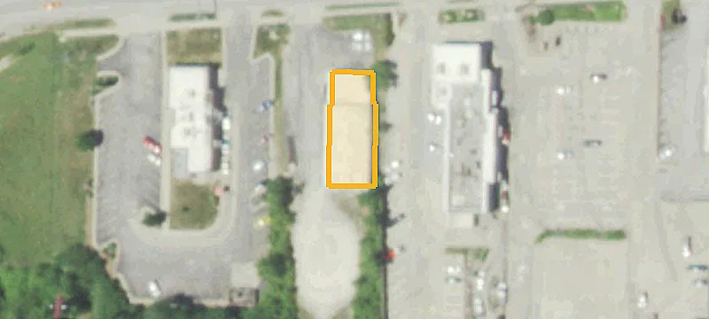 Retail Building Near Interstate 70
